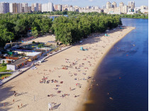 пляж в гидропарке
