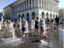 жаркая погода 