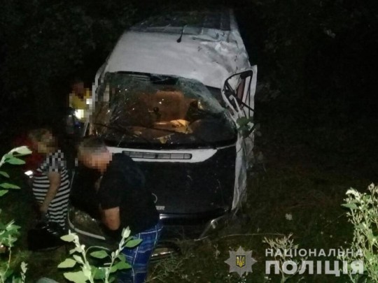 Микроавтобус попал в ДТП