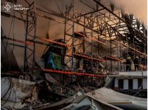 Зруйновано підприємство в Одесі внаслідок дронової атаки, фото ДСНС
