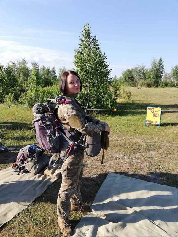 “Перед першим стрибком з парашутом перестала боятись, коли згадала, як це робив мій чоловік», - каже Анна