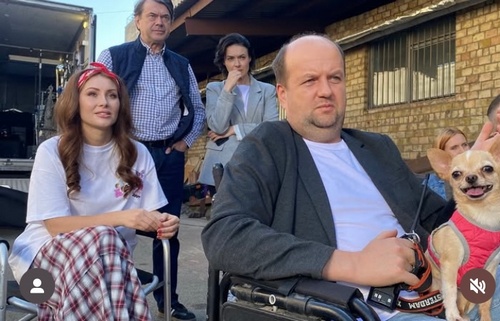 Кадр з серіалу “АТП Перевізники”